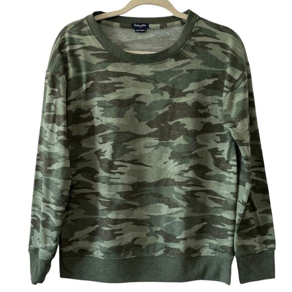 Splendid Tops - Splendid Camo Sweatshirt Size Small